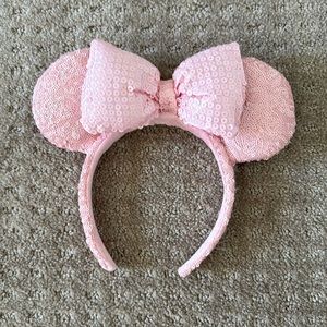 Disneyparks Disneyland Pale Pink Sequins Minnie Mouse Headband Ears